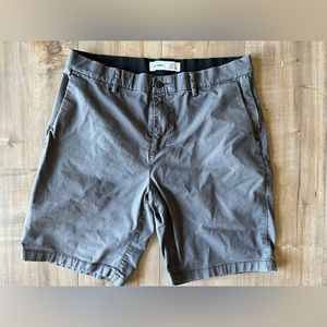 Old Navy Slim Built Shorts